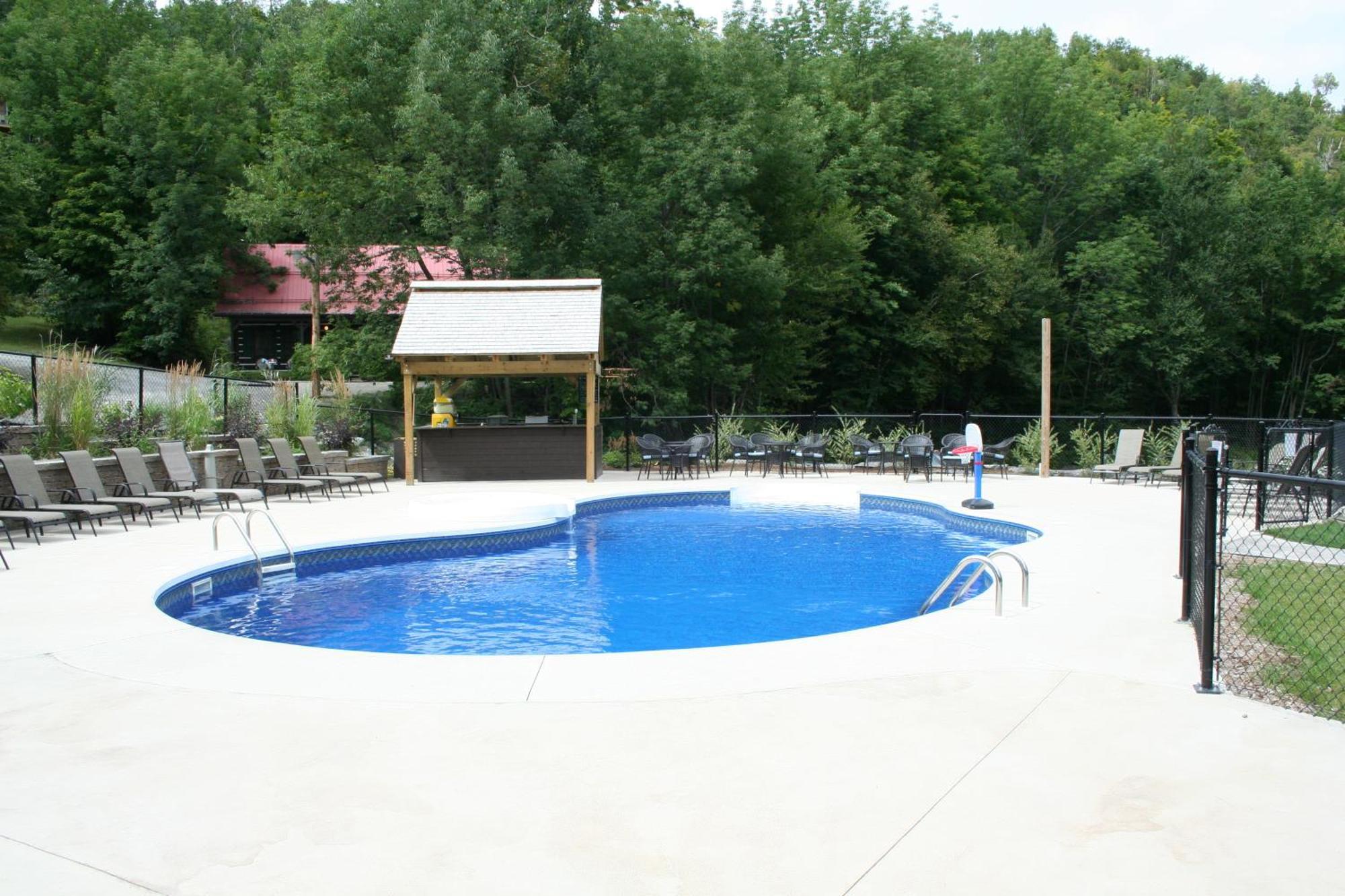 Auberge Du Lac Morency Saint Hippolyte Dış mekan fotoğraf