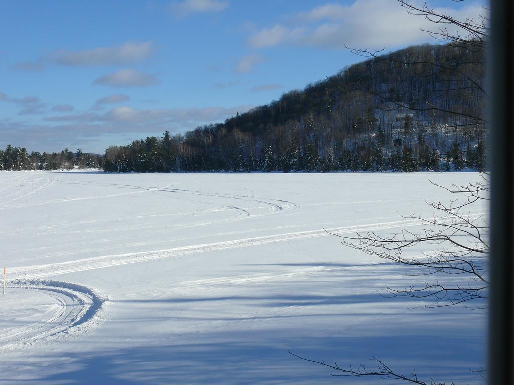 Auberge Du Lac Morency Saint Hippolyte Dış mekan fotoğraf